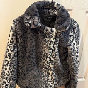 Timing Women's Faux Fur Leopard Jacket - Black and Gray